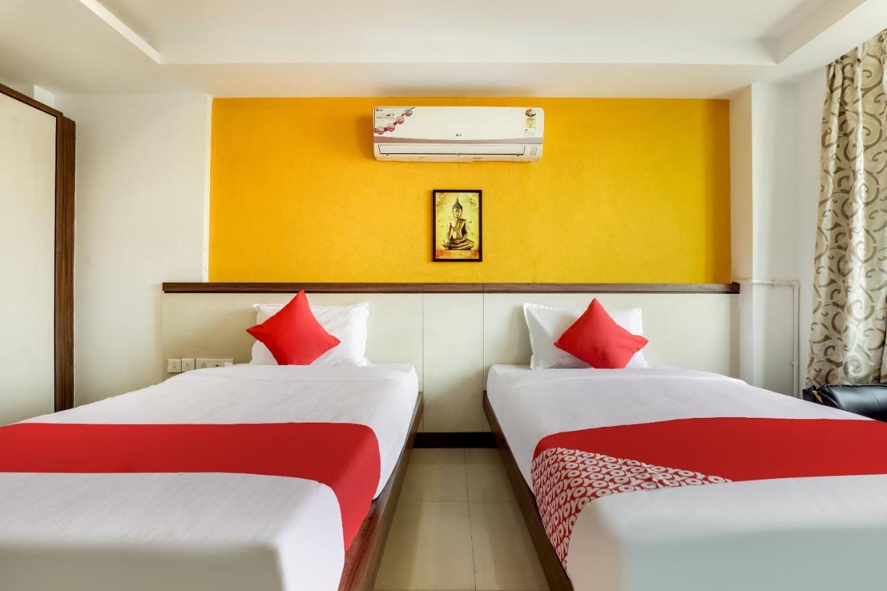 Oyo 61247 Hotel Vijayalakshmi Tiruppur Buitenkant foto